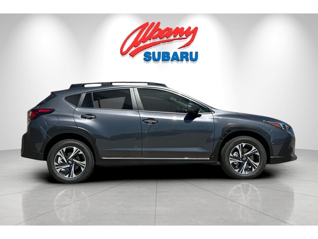 2025 Subaru Crosstrek Premium photo 2