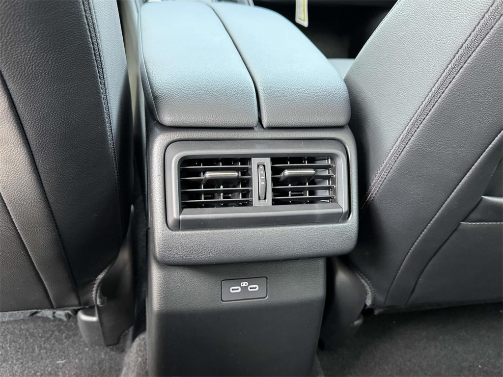 2025 Mazda CX-50 Premium photo 12