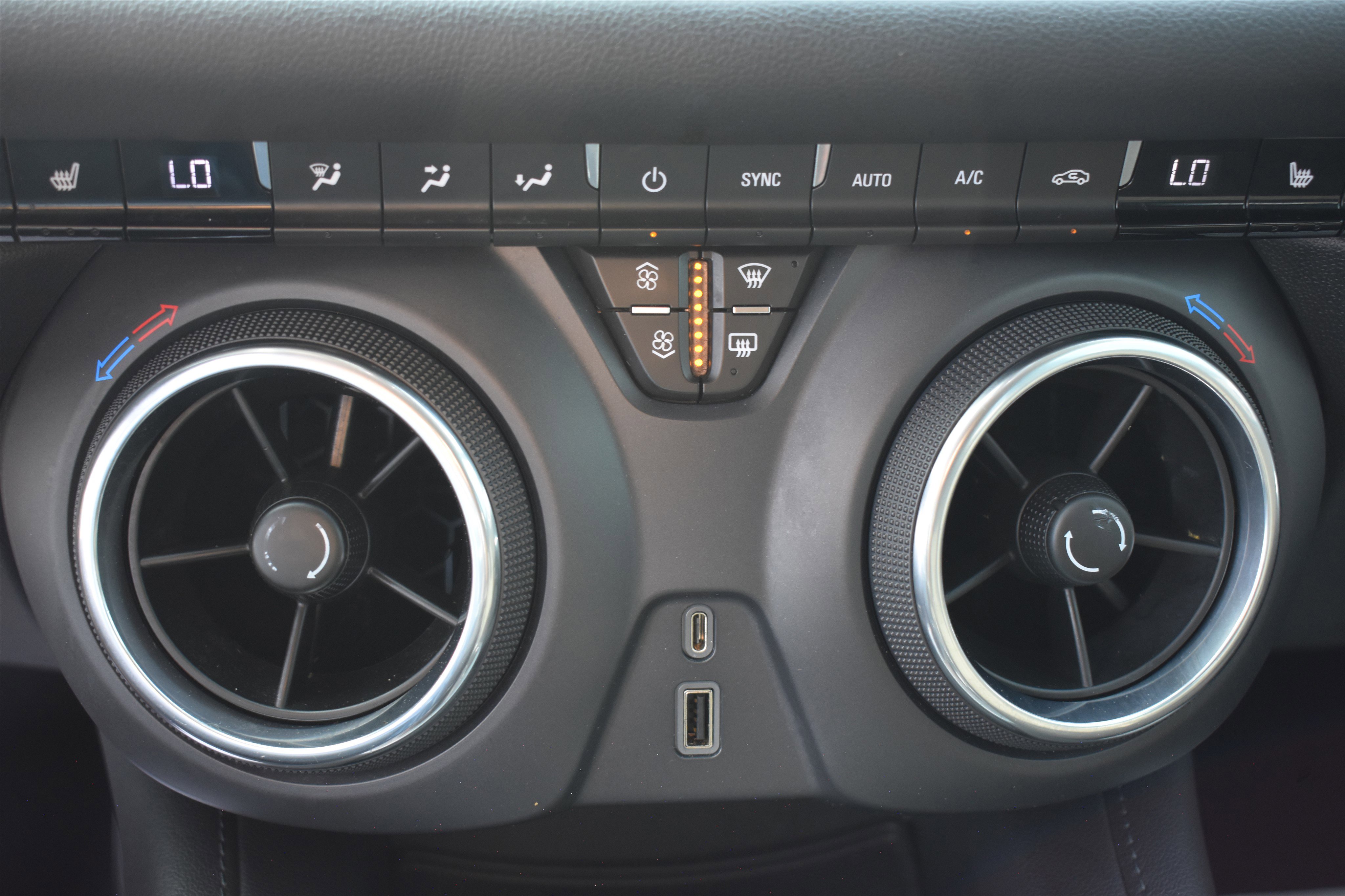 2021 Chevrolet Blazer 2LT photo 15