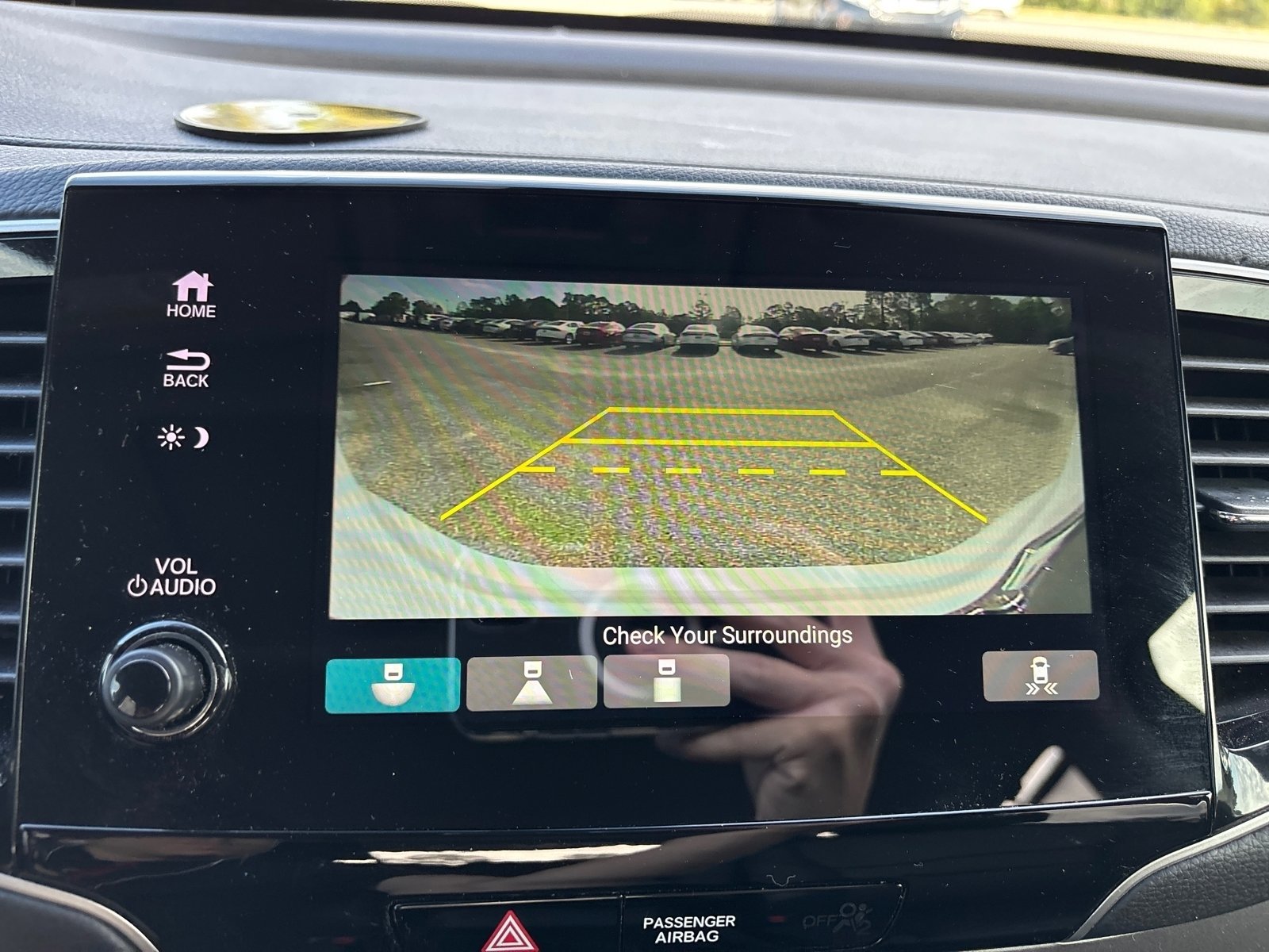 2022 Honda Pilot SE photo 3