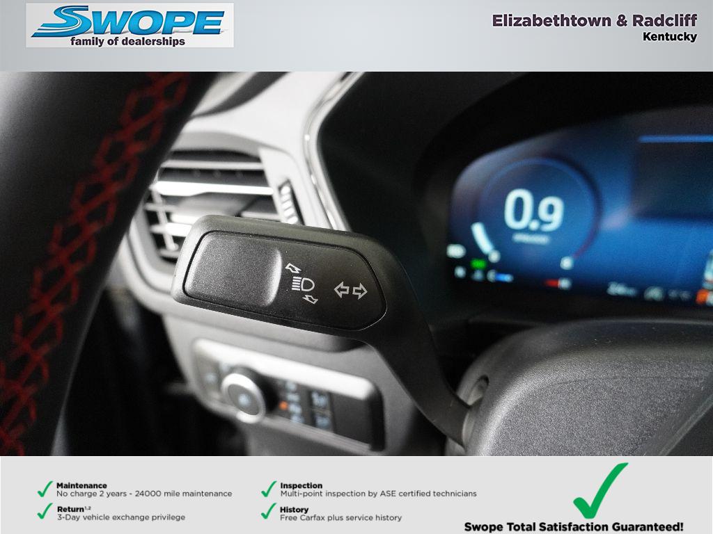 2025 Ford Escape ST-Line Elite photo 3