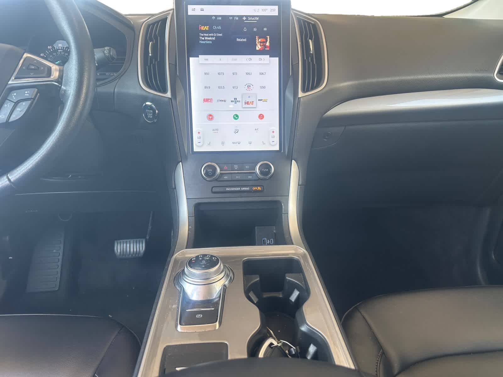 2024 Ford Edge SEL photo 12