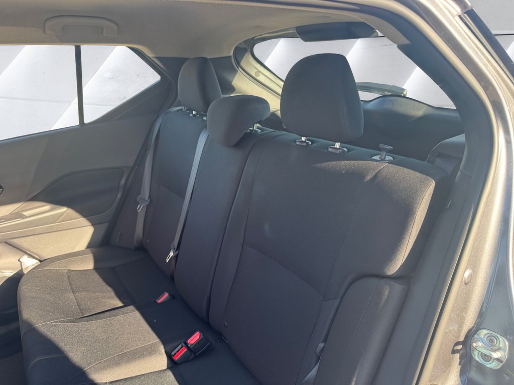2025 Nissan Kicks Play S photo 18
