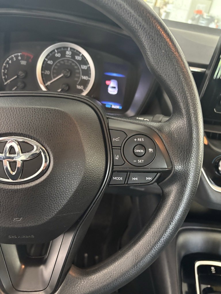 2022 Toyota Corolla LE photo 10