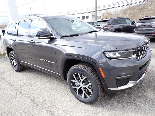 2025 Jeep Grand Cherokee Limited photo 8