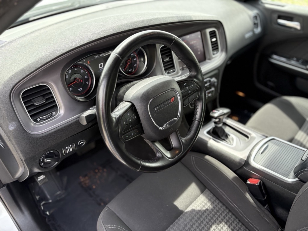 2023 Dodge Charger SXT photo 16
