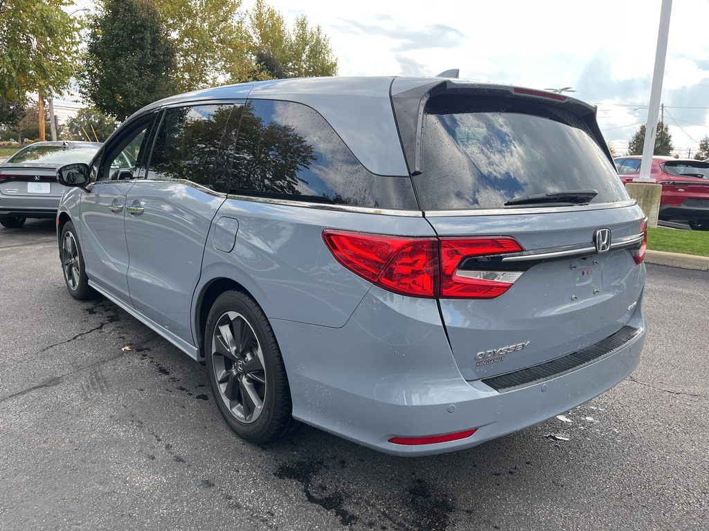 2023 Honda Odyssey Elite photo 4