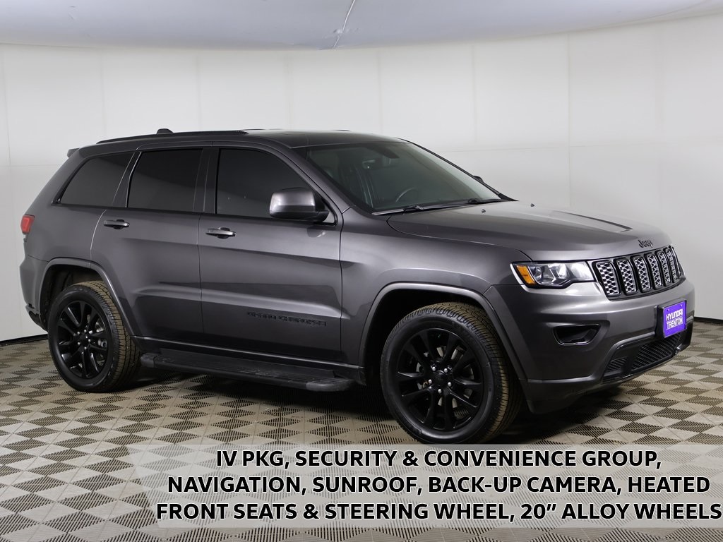 2018 Jeep Grand Cherokee Altitude's photo