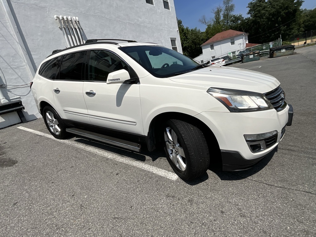 2014 Chevrolet Traverse LTZ photo 10
