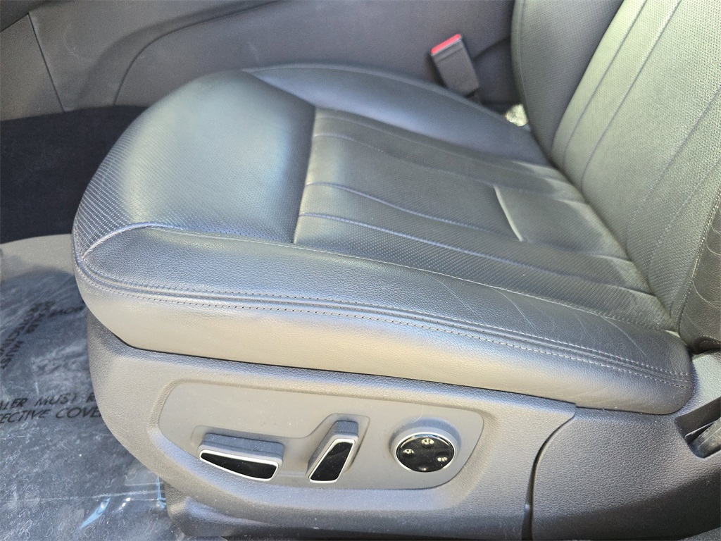 2020 Genesis G80 3.8 photo 17