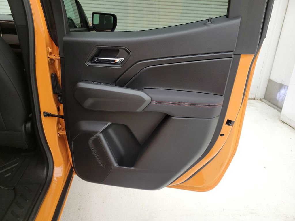 2025 Chevrolet Colorado Z71 photo 35