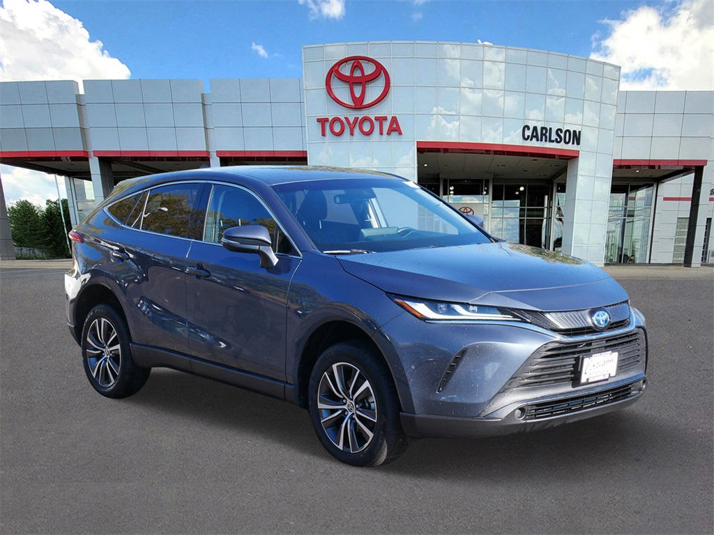 Used 2024 Toyota Venza LE with VIN JTEAAAAH3RJ185224 for sale in Minneapolis, Minnesota