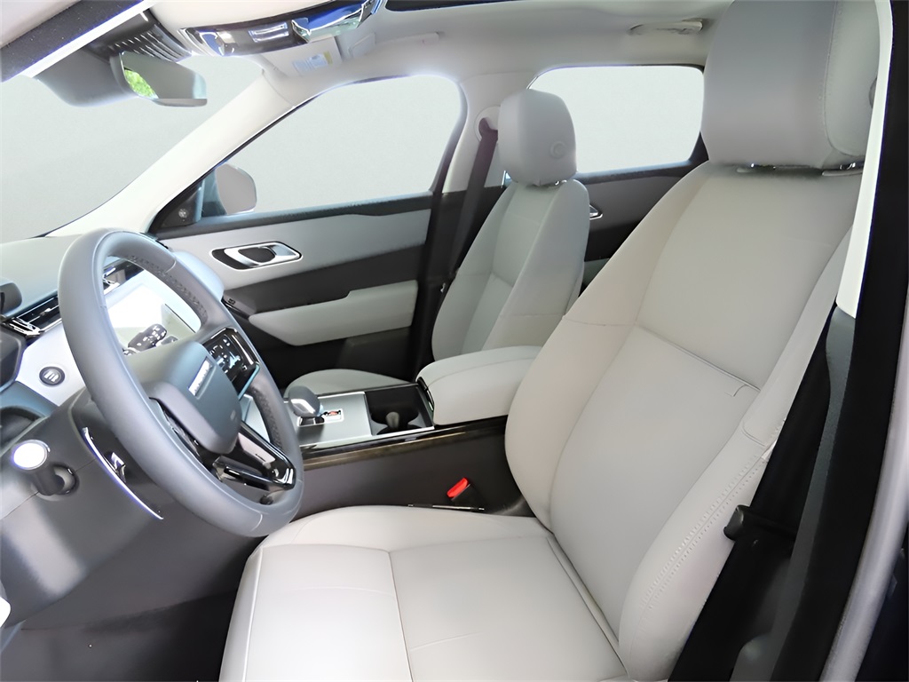 2025 Land Rover Range Rover Velar SE photo 38