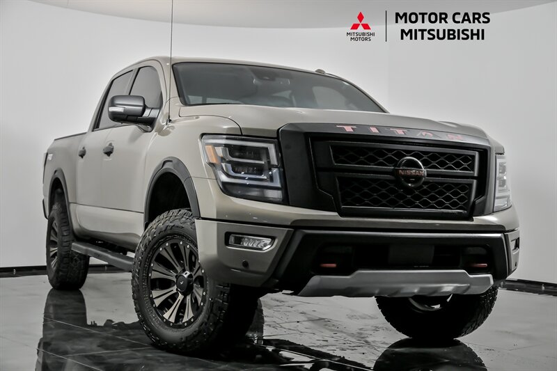 2021 Nissan Titan PRO-4X's photo