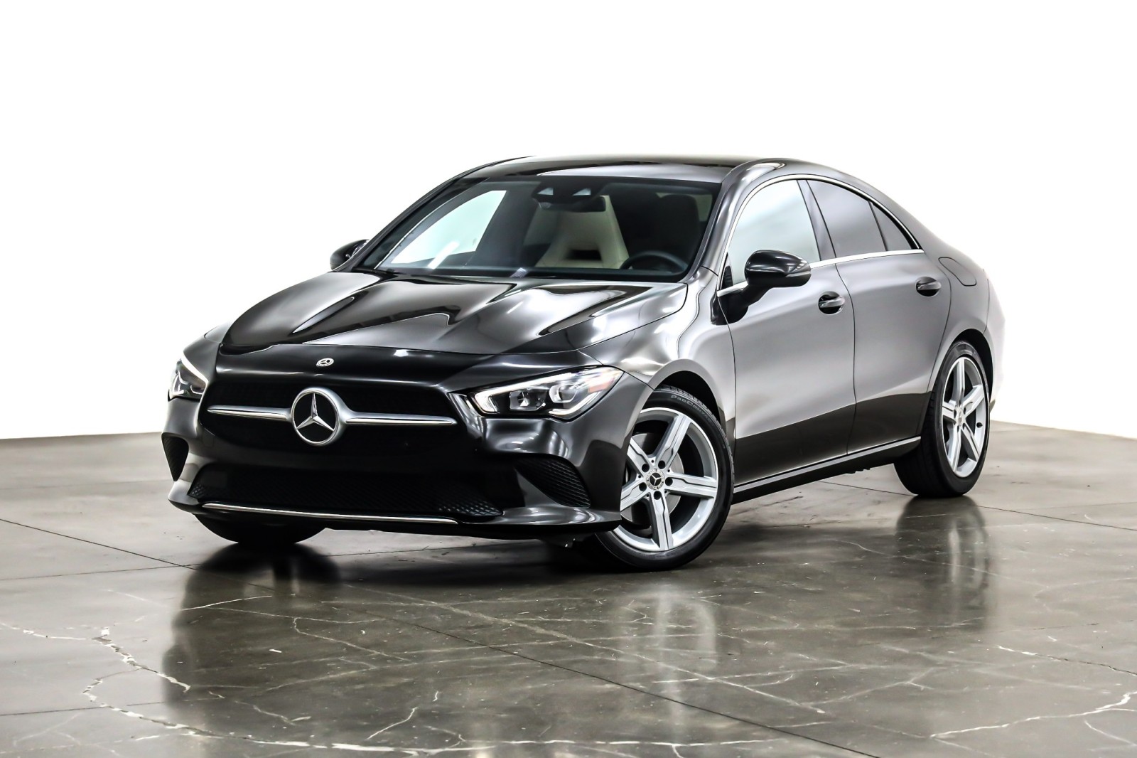 2020 Mercedes-Benz CLA CLA250's photo