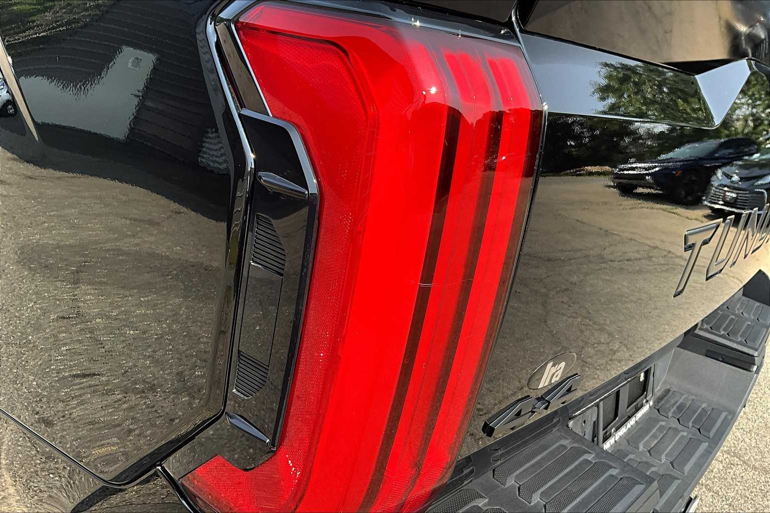 2024 Toyota Tundra SR5 CrewMax photo 25