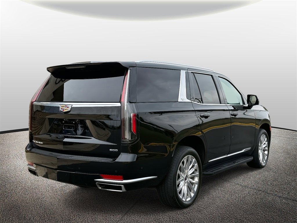 2023 Cadillac Escalade Premium Luxury photo 2