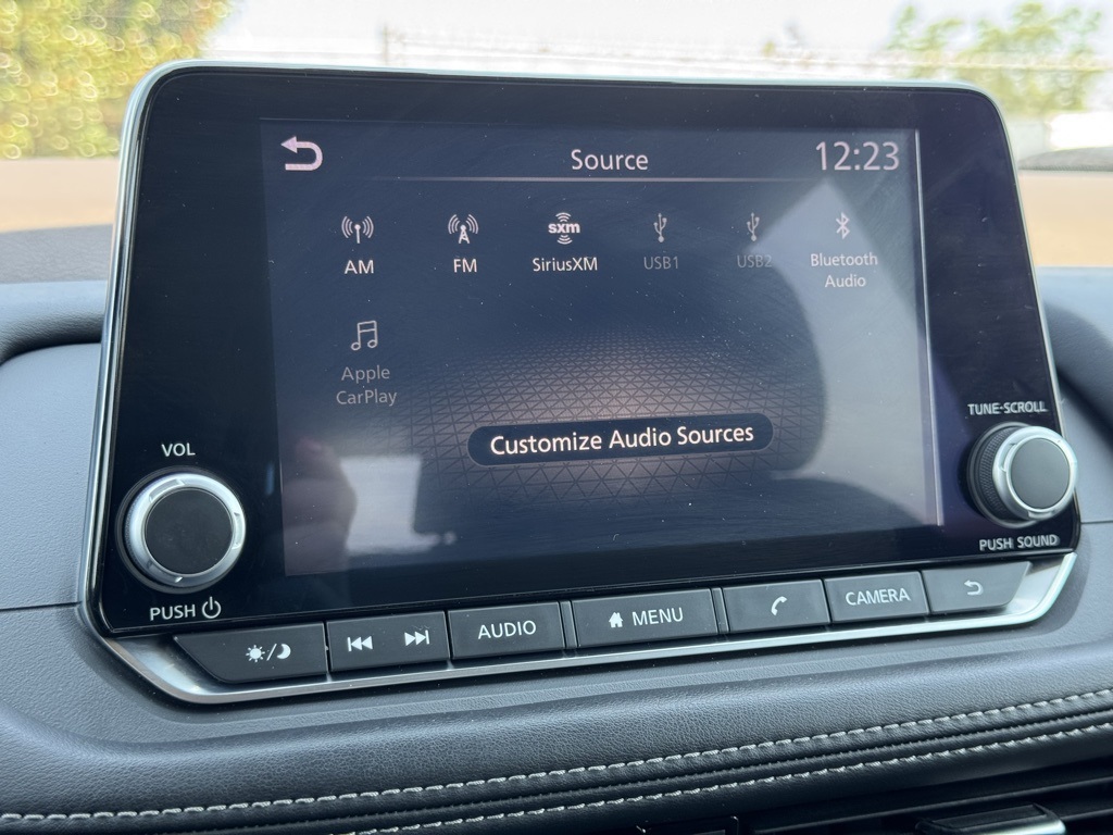 2022 Nissan Rogue SV photo 22