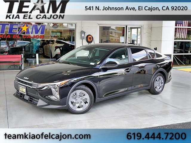 2025 Kia K4 LX's photo