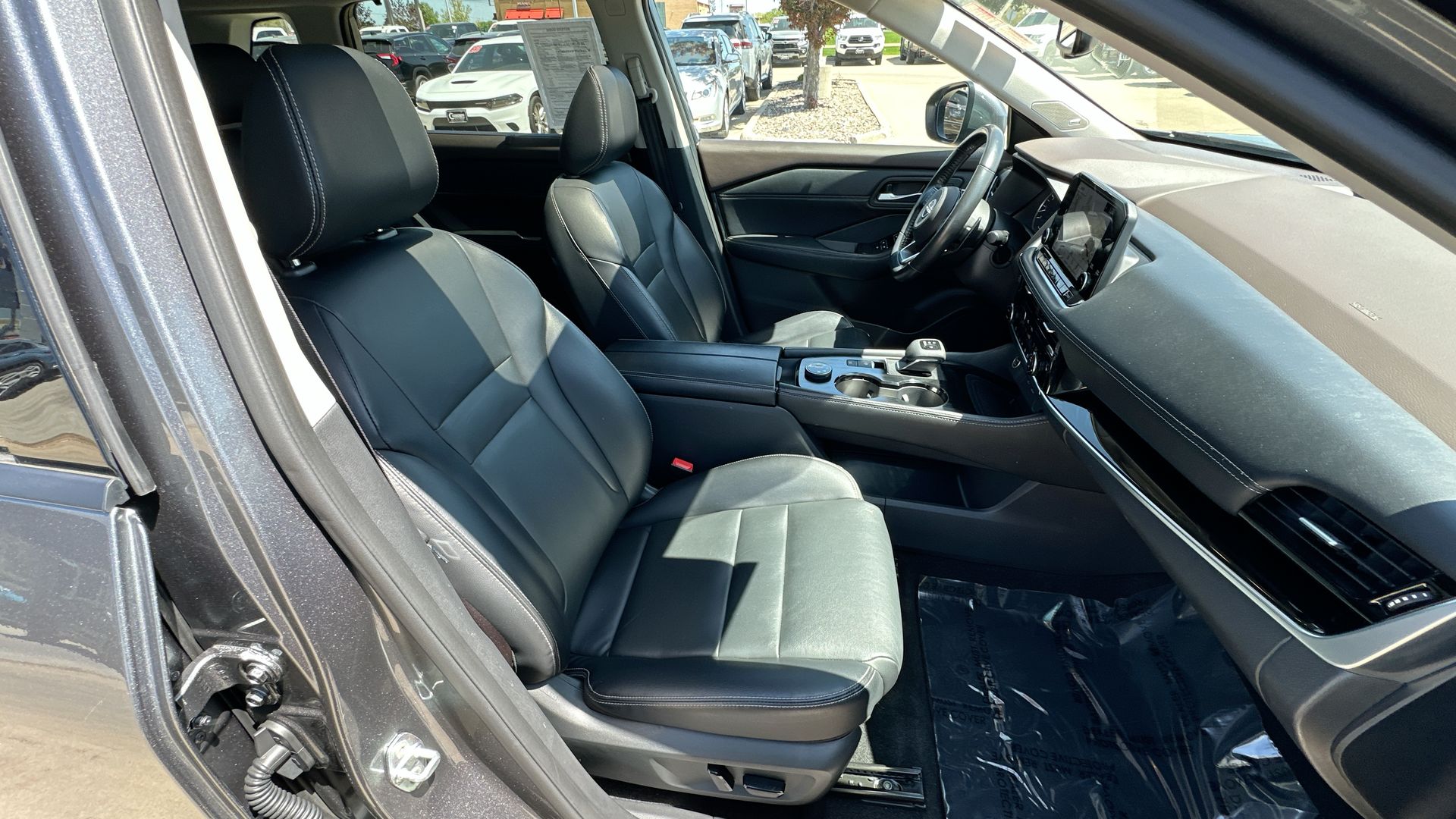 2023 Nissan Rogue SL AWD photo 26