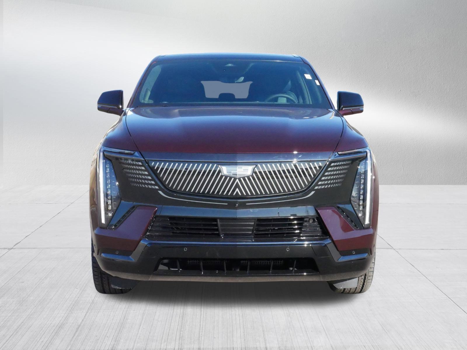 2025 Cadillac Escalade IQ Sport photo 2