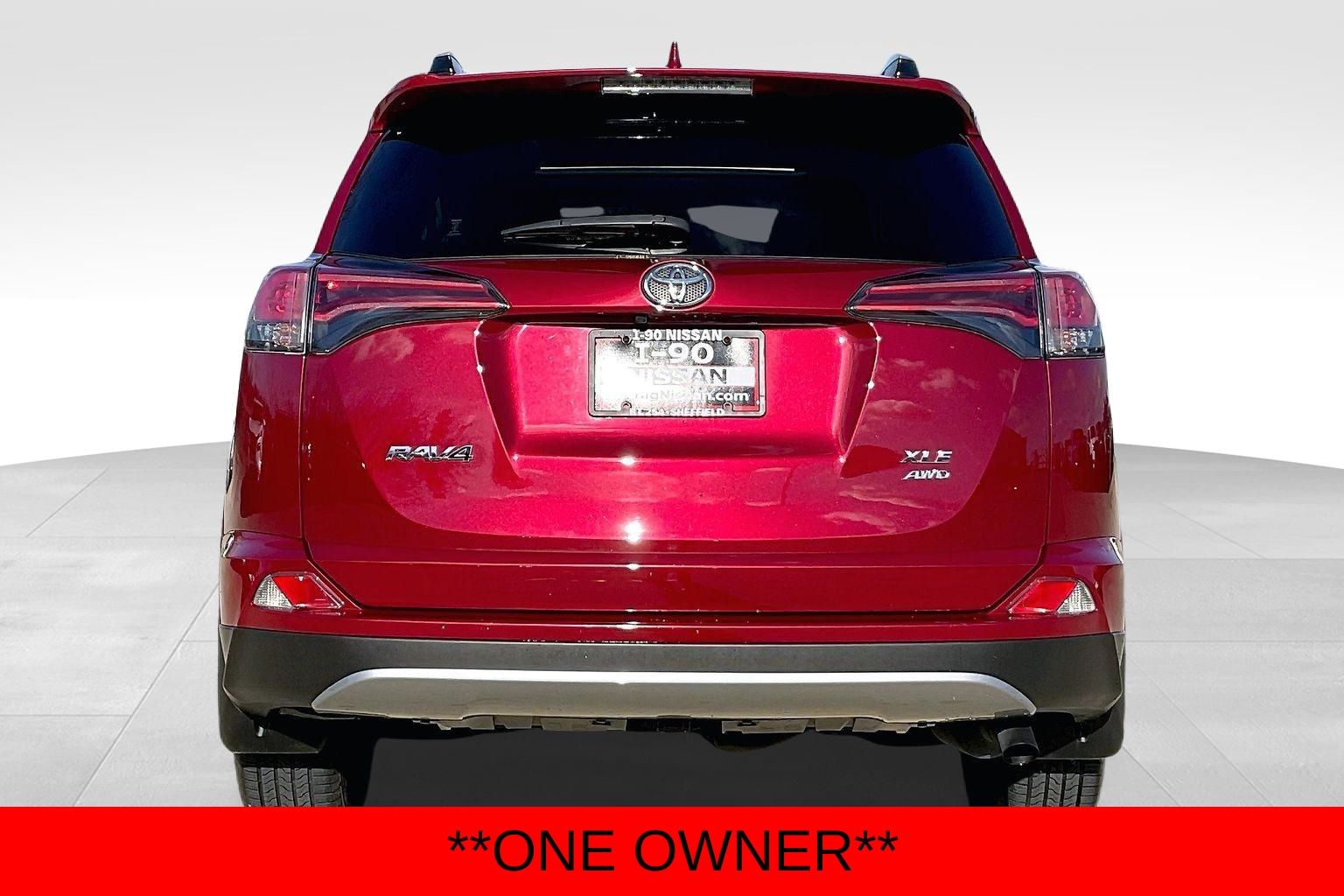 2018 Toyota RAV4 Adventure XLE photo 4