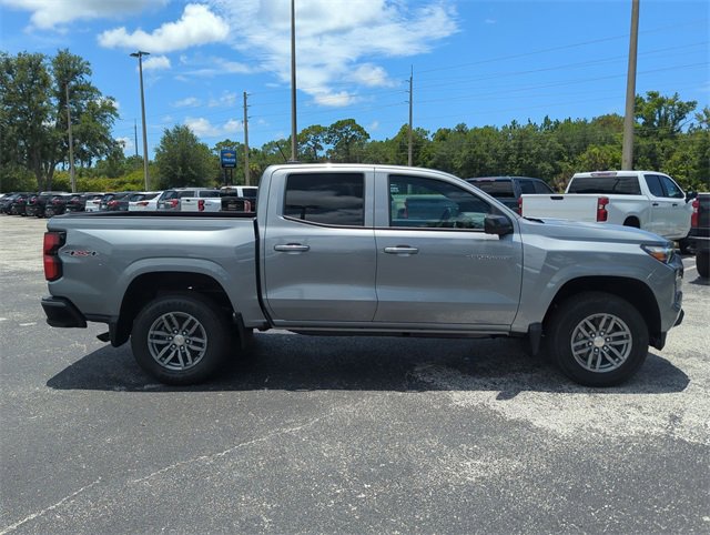 2025 Chevrolet Colorado Work Truck LT photo 10