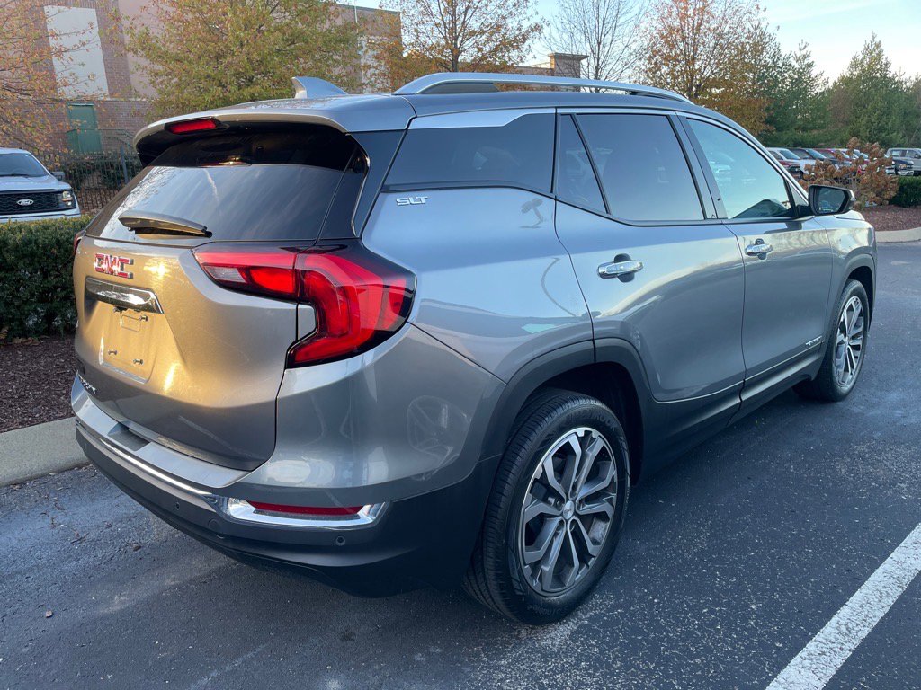 2020 Gmc Terrain SLT photo 2