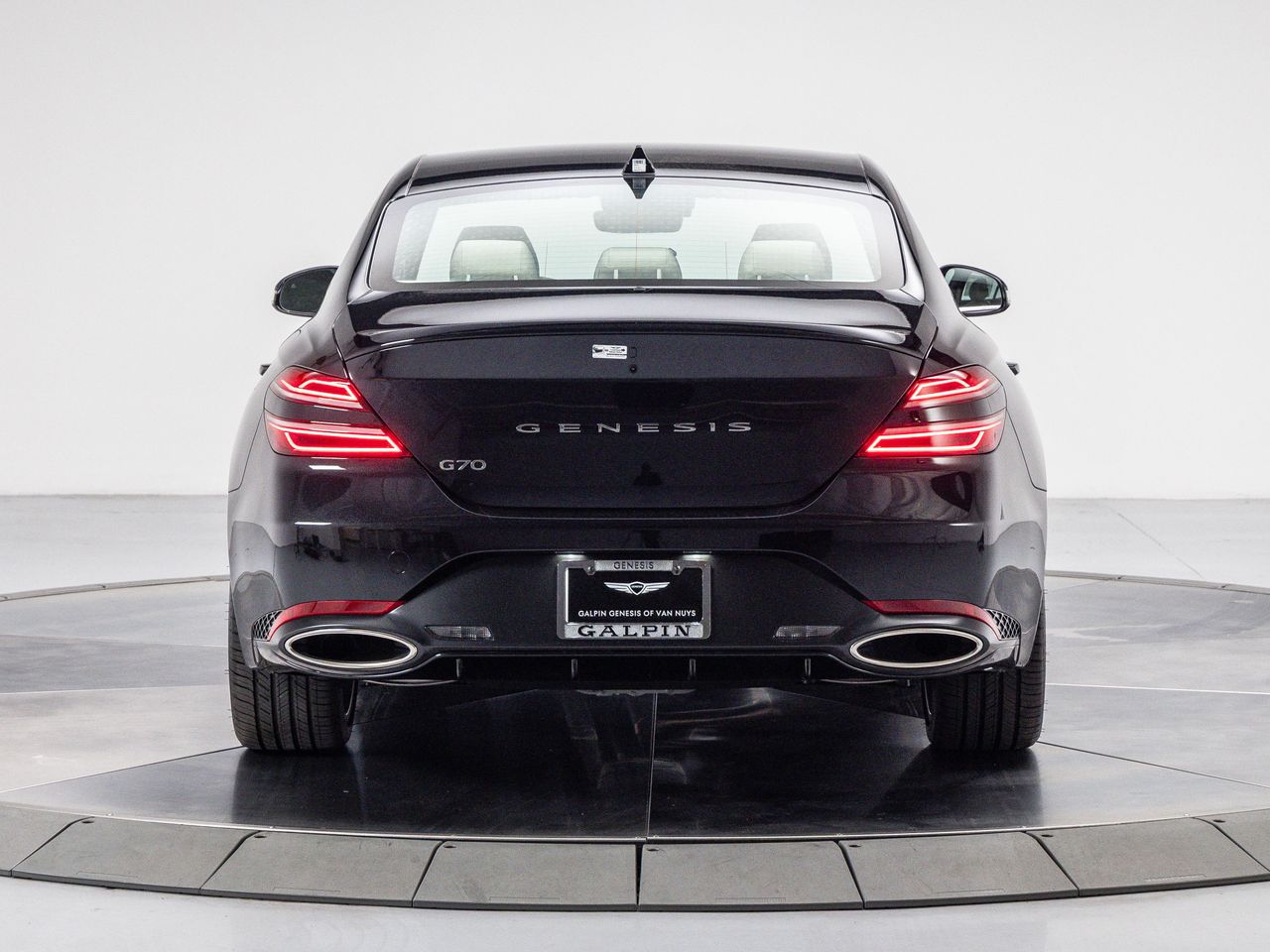 2026 Genesis G70 2.5T photo 4