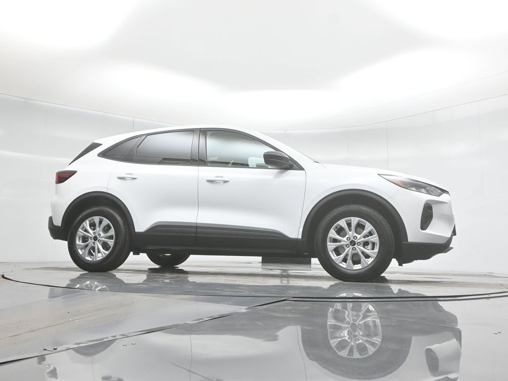 2025 Ford Escape Active photo 2