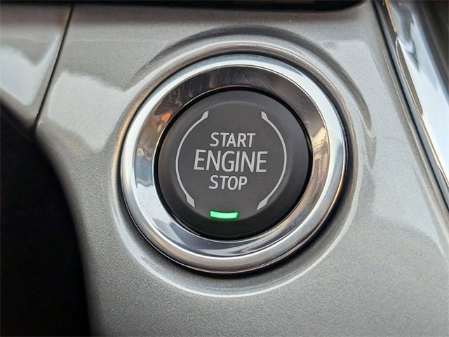 2025 Chevrolet Trax LT photo 19
