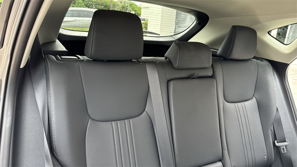 2022 Lexus NX 350 photo 47