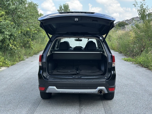 2022 Subaru Forester Touring photo 7
