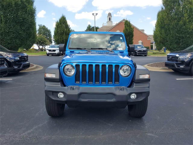 2022 Jeep Wrangler Unlimited Sport Altitude photo 2