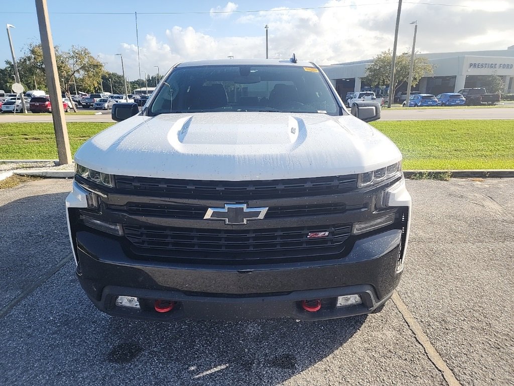 2022 Chevrolet Silverado Trail Boss LT photo 2