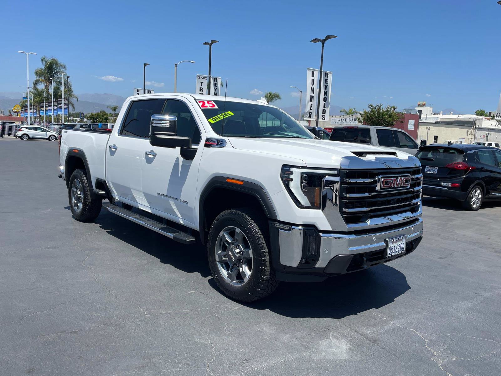 2025 Gmc Sierra 2500 HD SLT photo 3