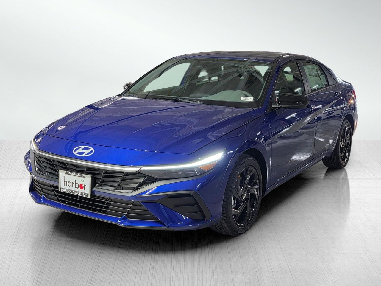 2026 Hyundai Elantra SEL Sport photo 3