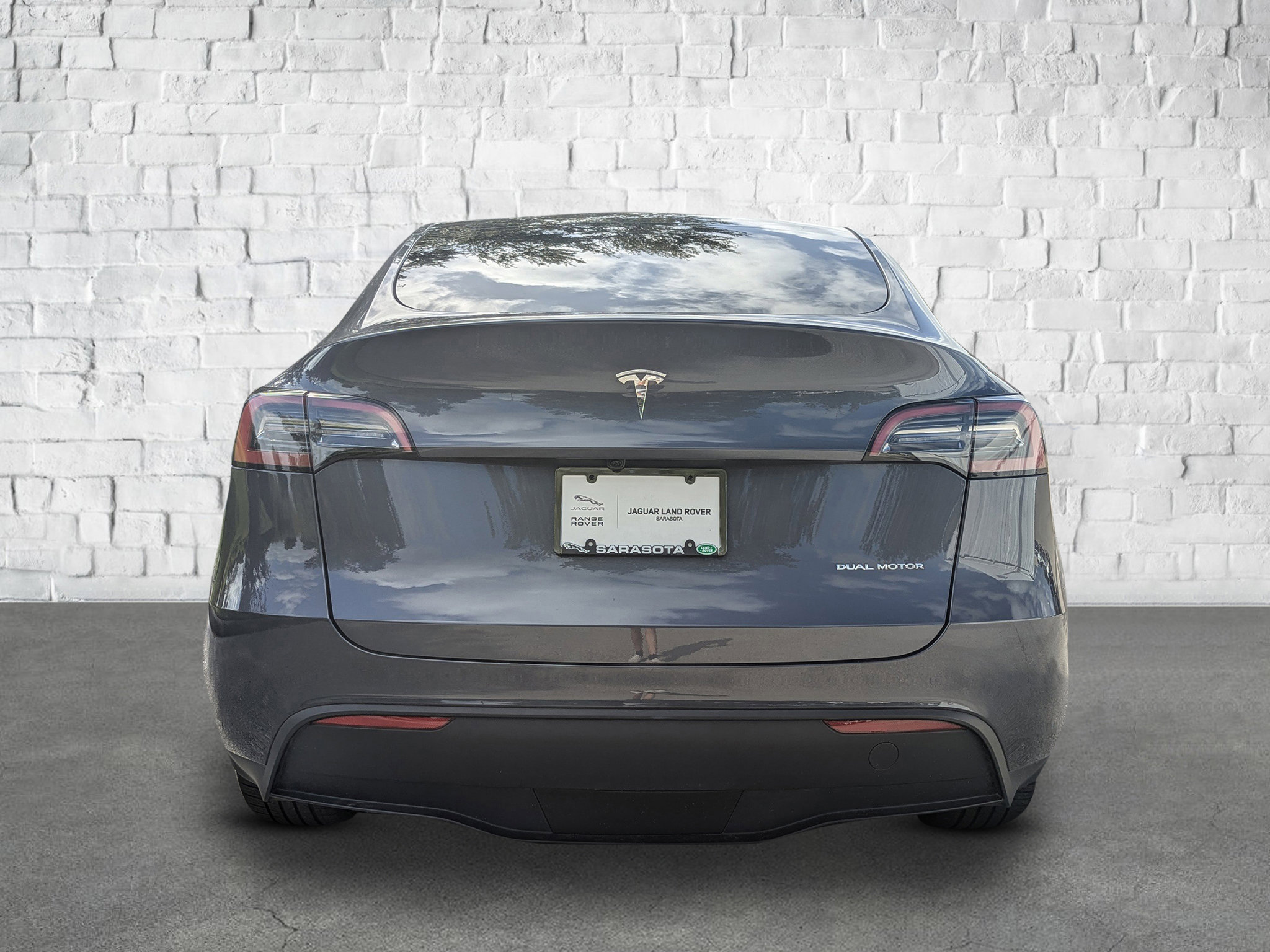 2023 Tesla Model Y Long Range photo 4