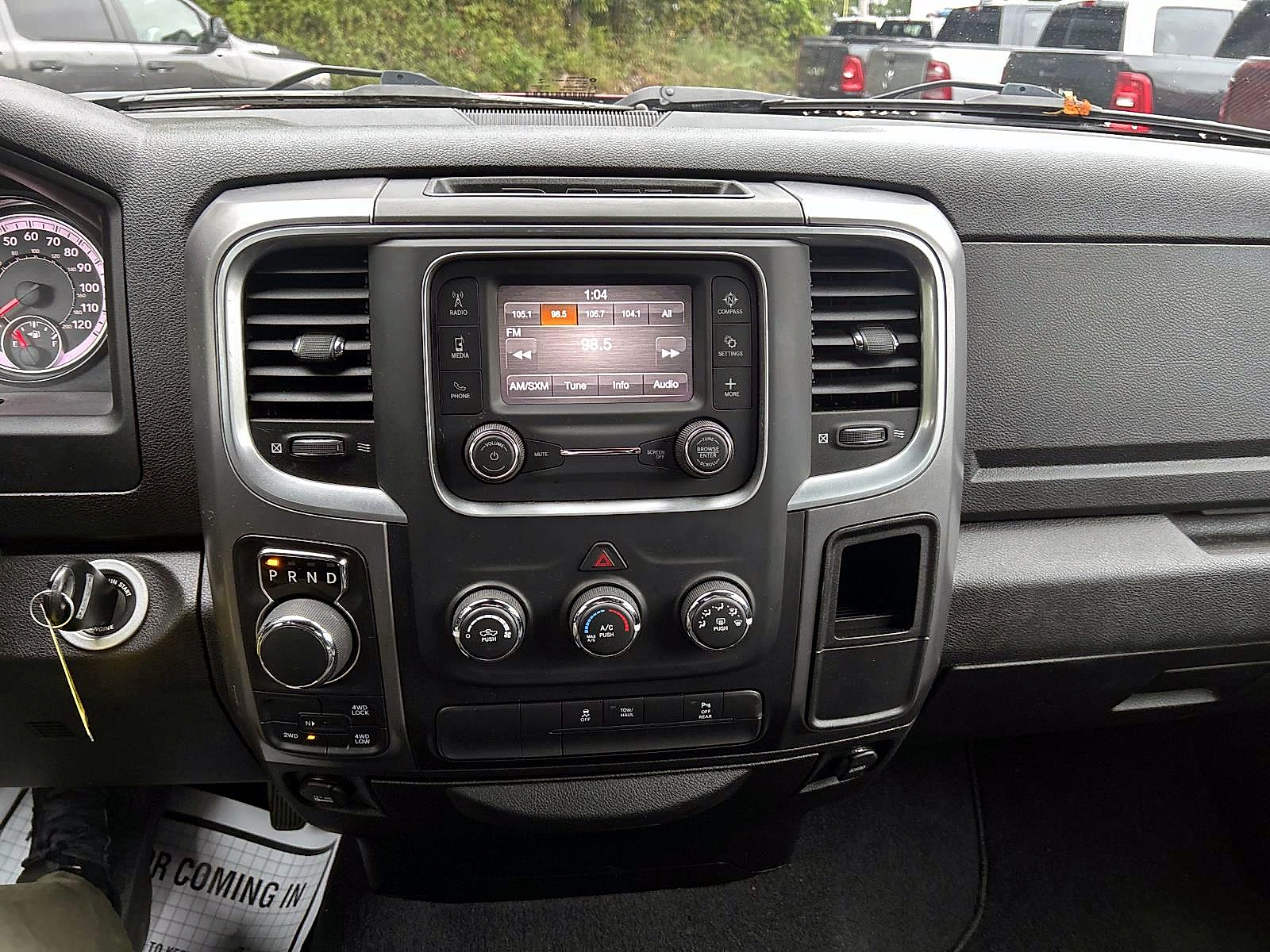 2021 Ram 1500 Classic Warlock photo 4