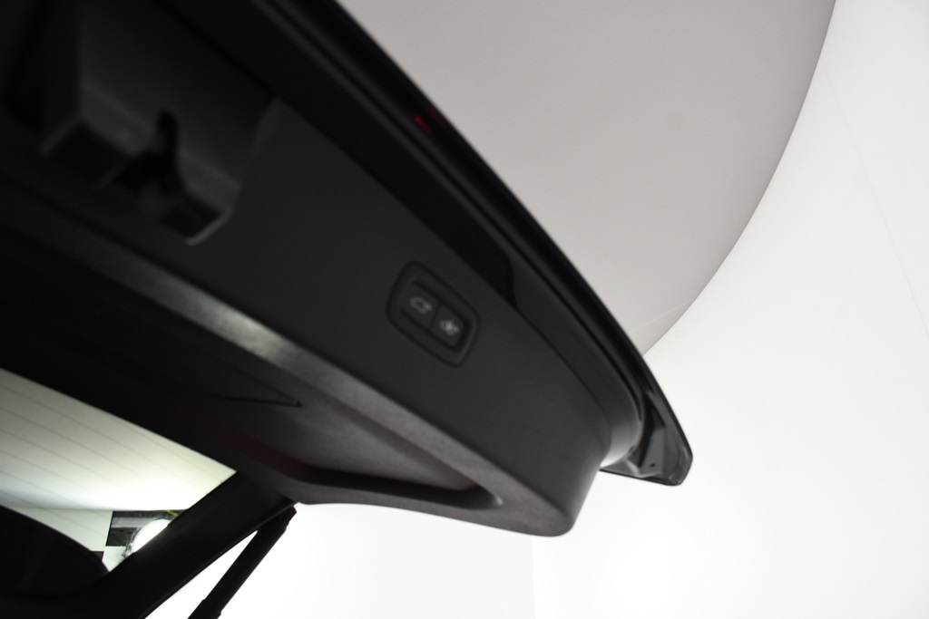 2023 Volvo XC90 Recharge T8 Core photo 22