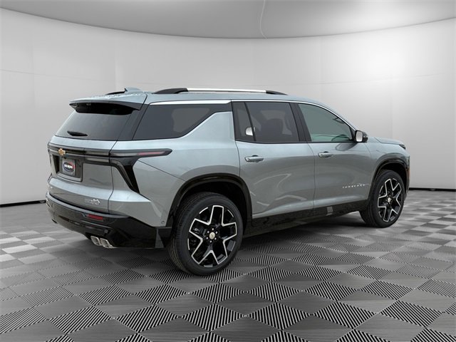 2026 Chevrolet Traverse High Country photo 3