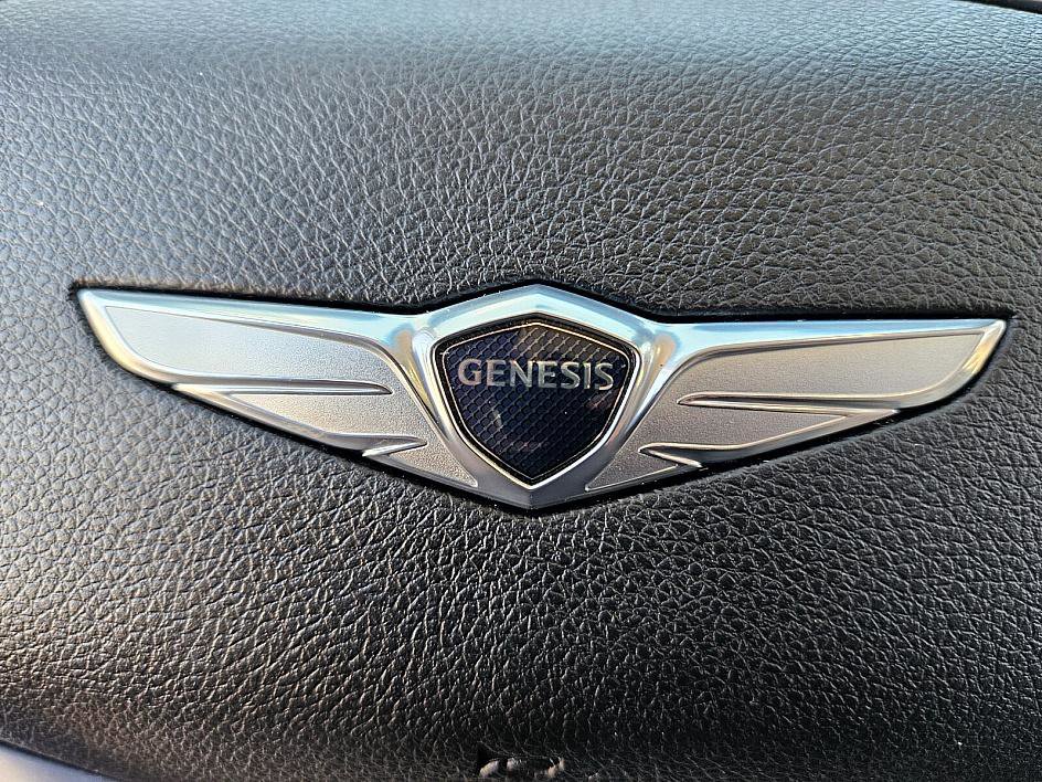 2023 Genesis GV70 2.5T photo 27
