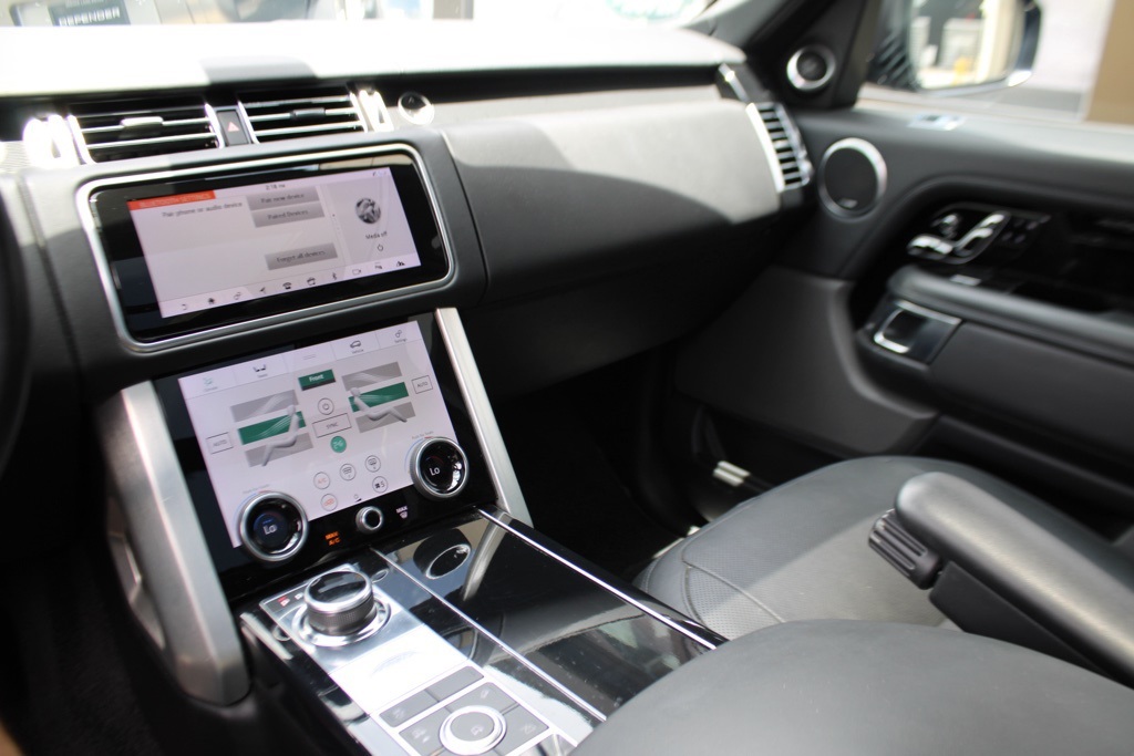 2019 Land Rover Range Rover SuperCharged photo 16