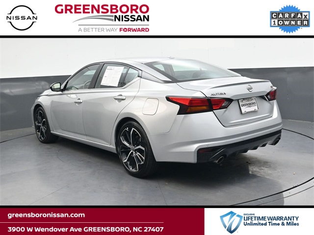 2024 Nissan Altima 2.5 SR photo 2