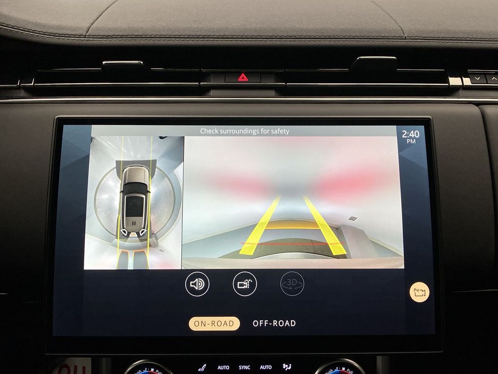 2023 Land Rover Range Rover SE photo 20