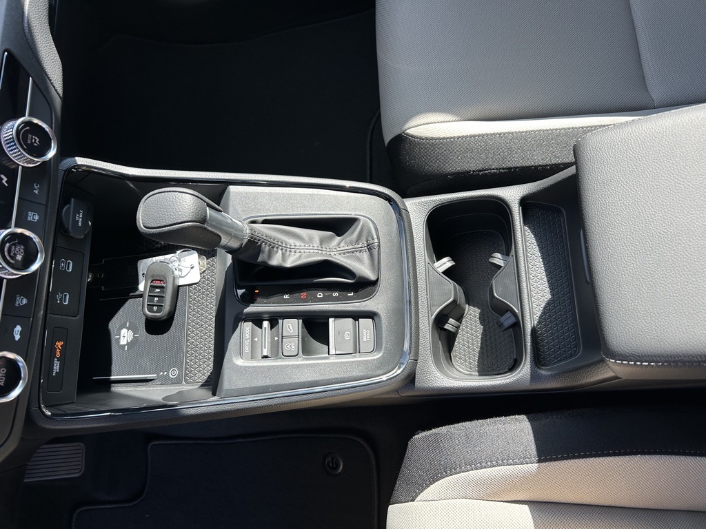 2026 Honda CR-V LX photo 16