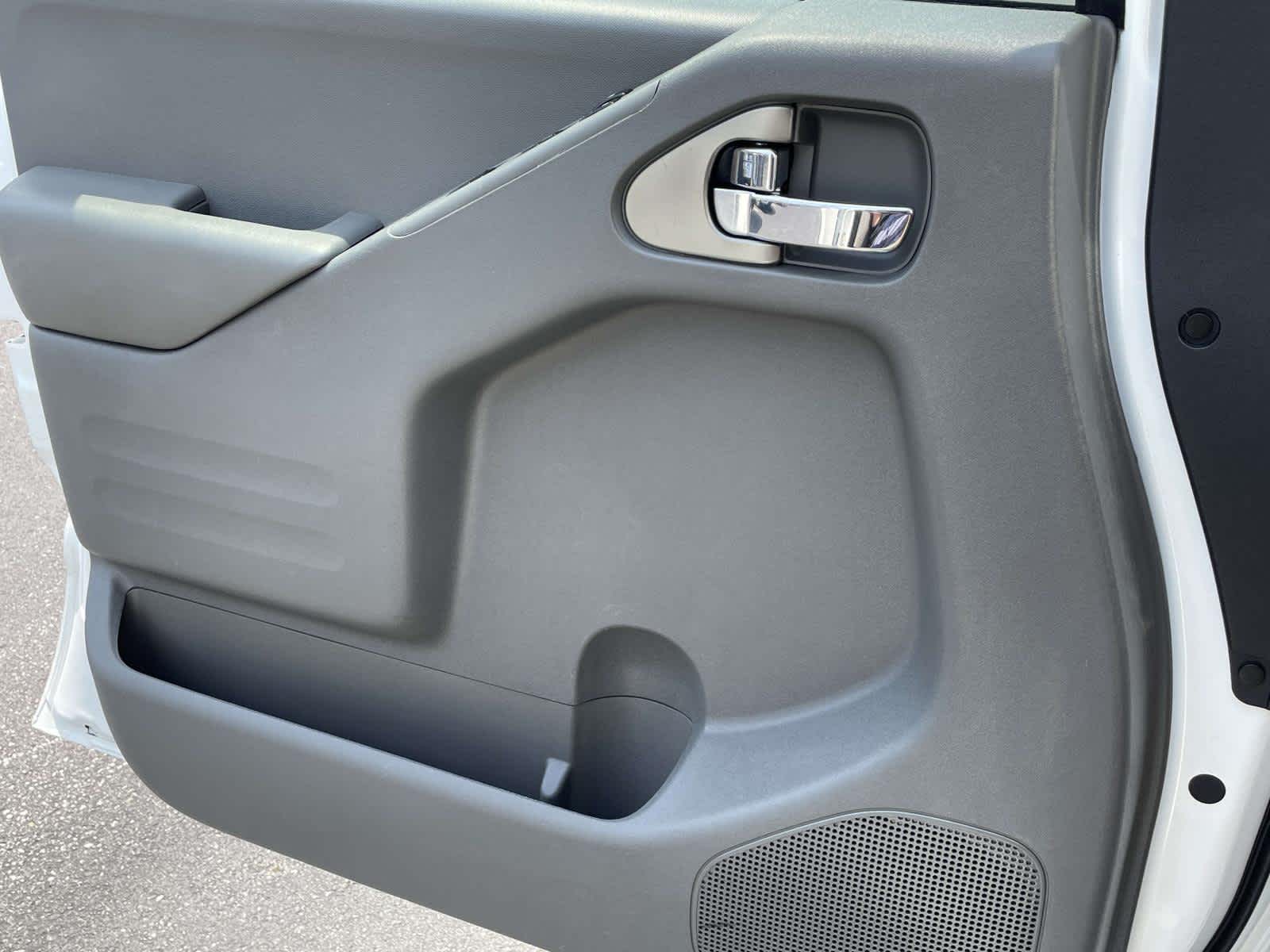 2019 Nissan Frontier SV photo 15