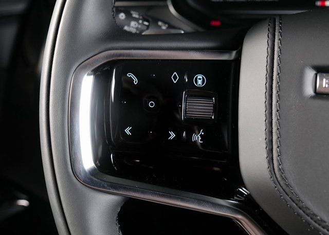 2025 Land Rover Range Rover Sport SE photo 15