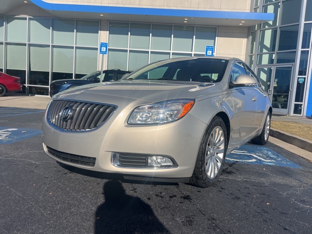 2012 Buick Regal Base photo 2