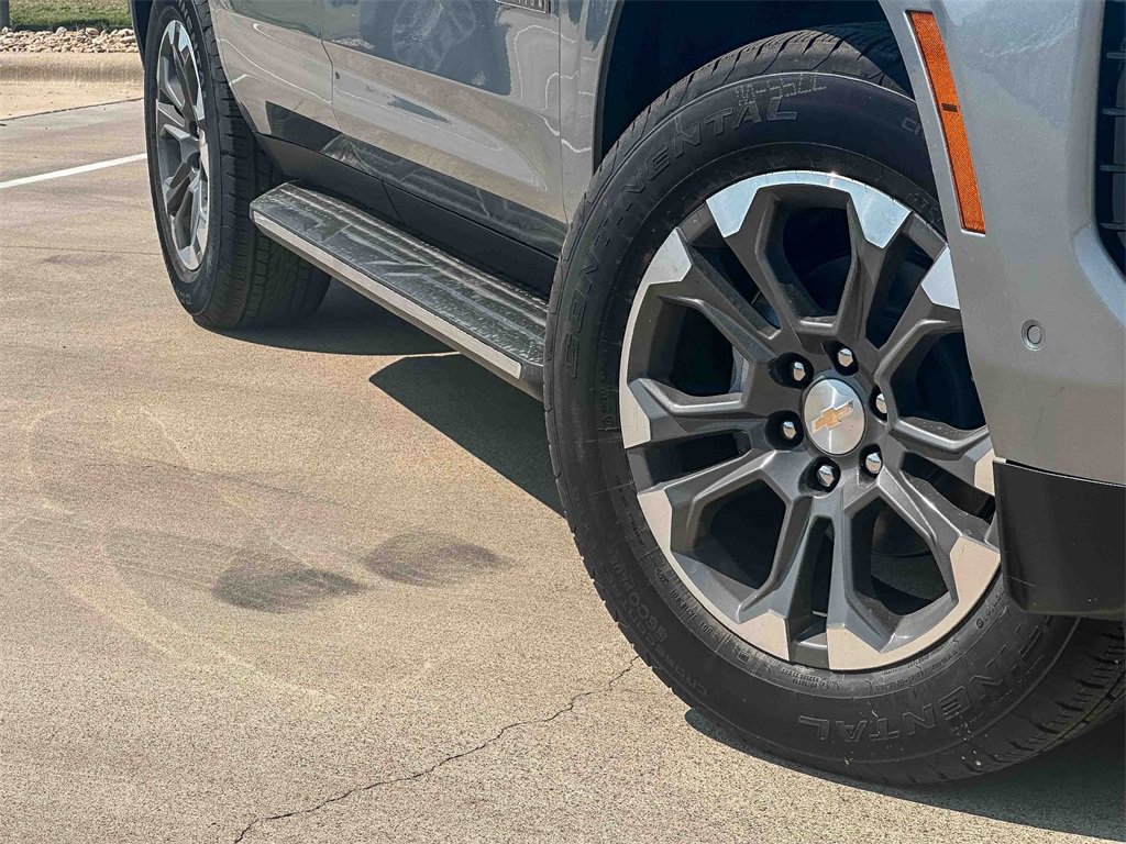 2026 Chevrolet Tahoe LT photo 3